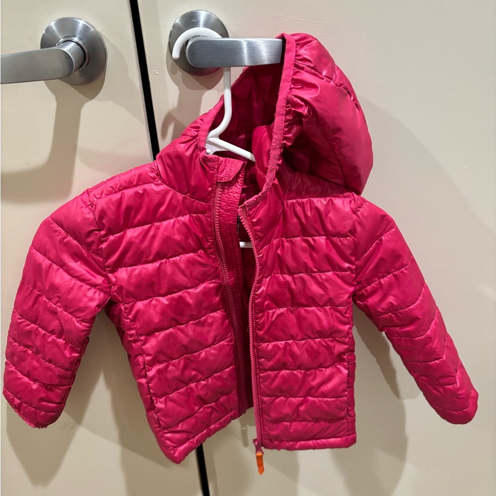 Primary Kids Lightweight Puffer Jacket Size 3 pink with orange Zipper Pull